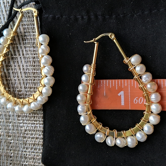 🔥 NWOT! Genuine Pearls Hoops - Picture 7 of 9